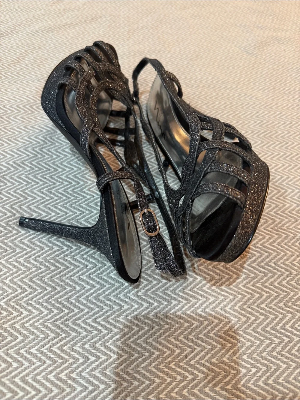 Touch Of Nina Women's Black Glitter Strappy Slingback Heels Size 8 1/2